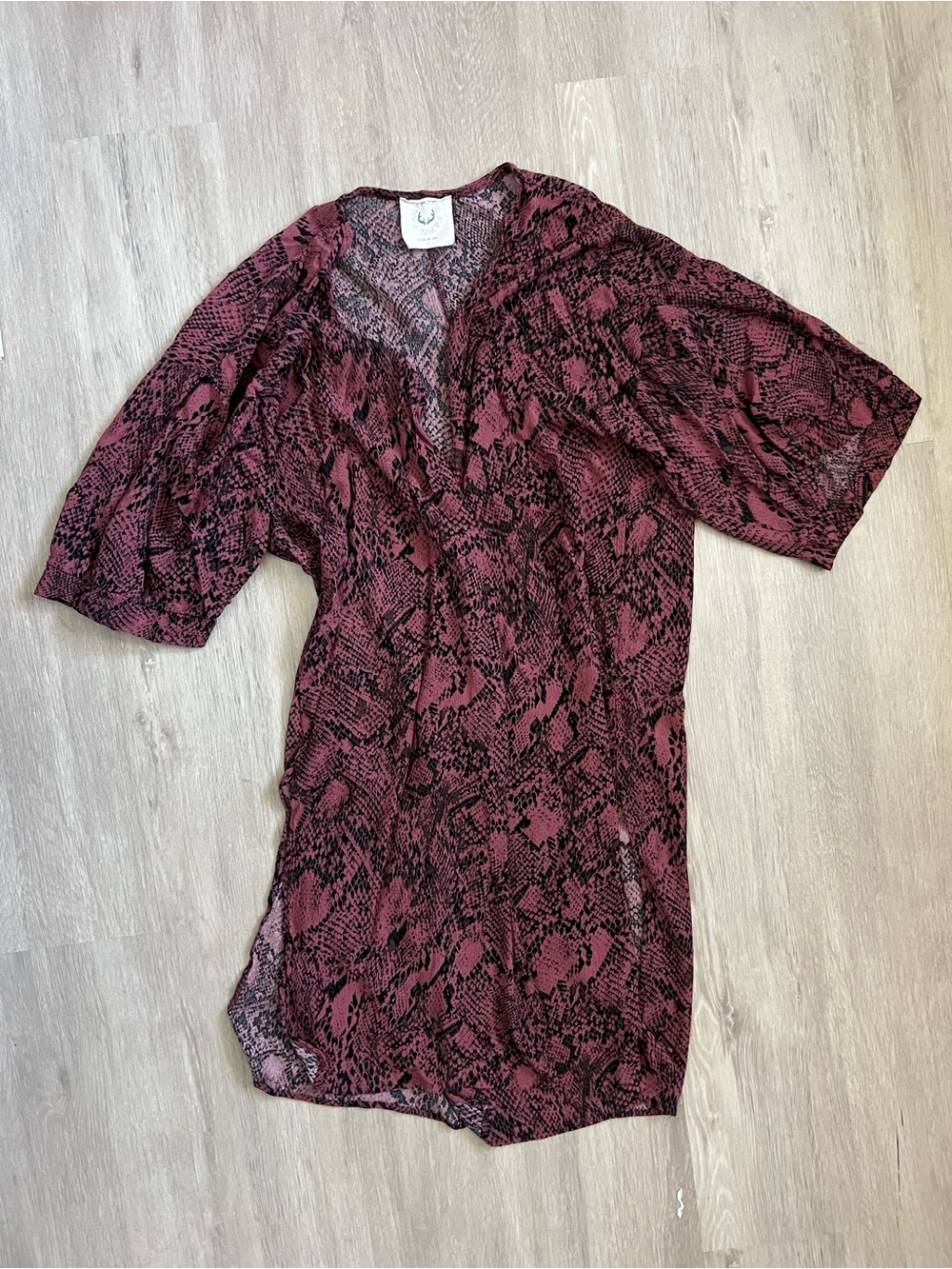 Snake Print Short Sleeve Open Front Long Cardigan Duster Wine & Black Lg